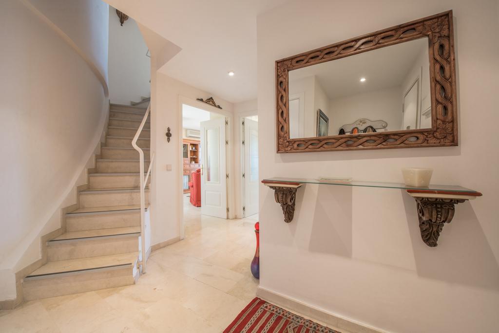 Apartment Atico La Marina *